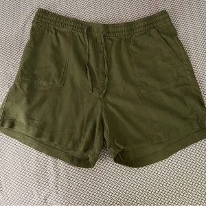 Old Navy Olive Green Linen Shorts